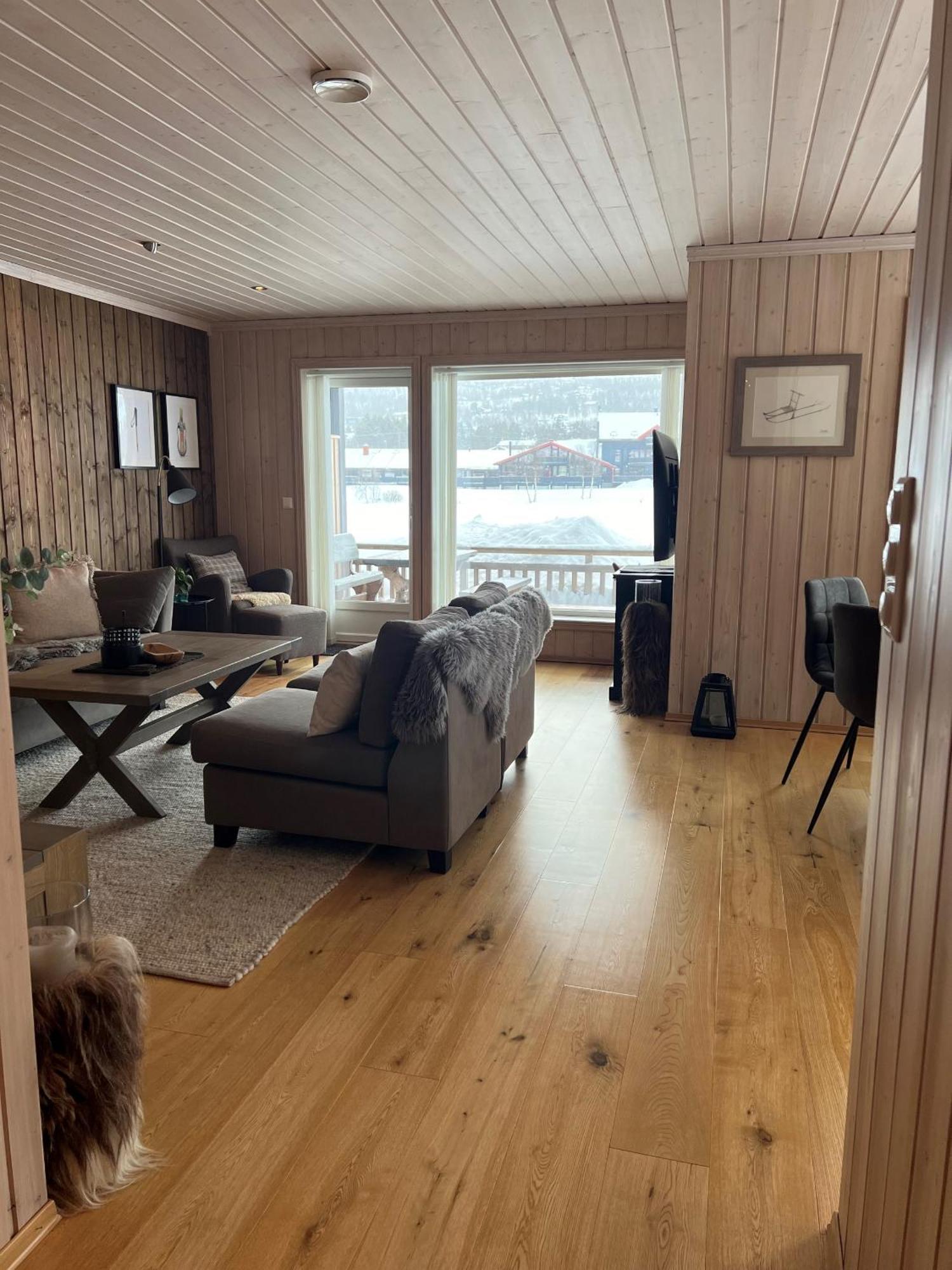 Geilotunet - Perfekt Beliggenhet, Sentralt, Langs Elven, 6 Personer Apartment Geilo