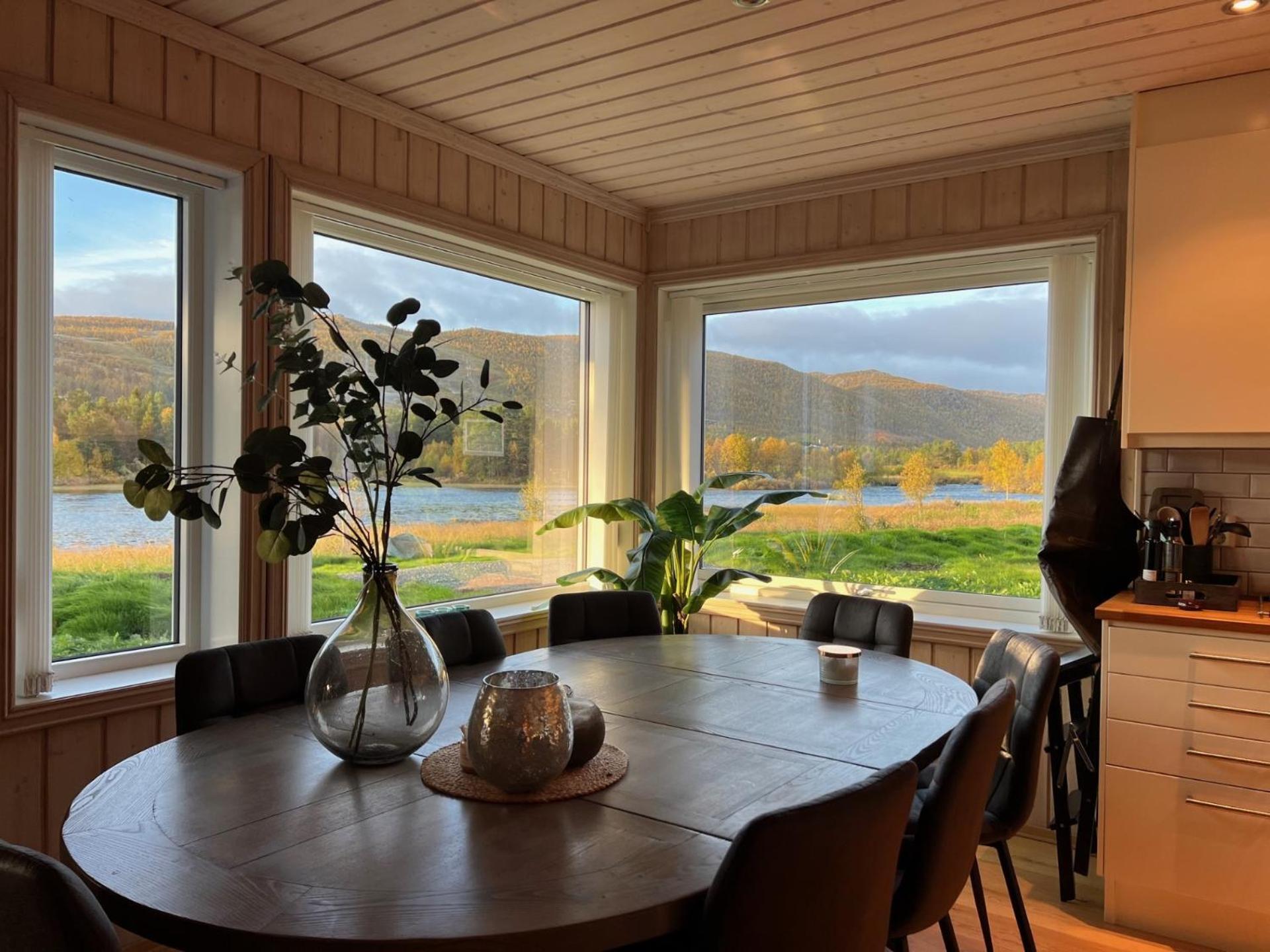 Geilotunet - Perfekt Beliggenhet, Sentralt, Langs Elven, 6 Personer Apartment Geilo